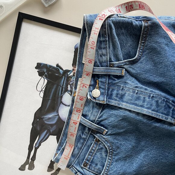 DENIM FORUM Cut Off Bermuda Shorts - Picture 6 of 7